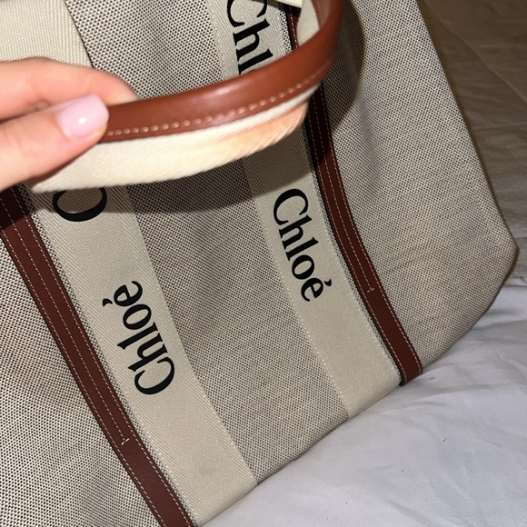 Chloé Canvas Tote Bag - Picture 10 of 12